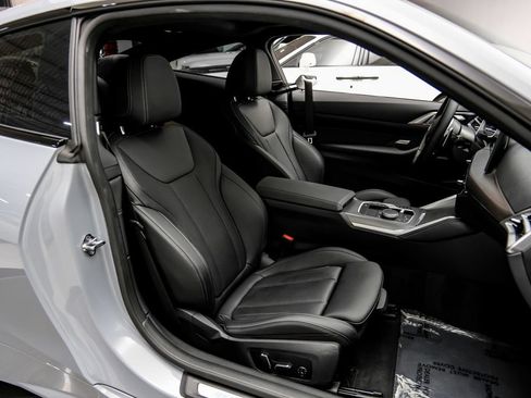 Used 2025 BMW M440i Coupe w/ Premium Package RWD image 46