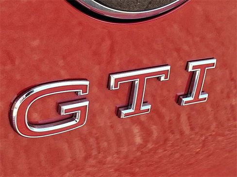 Used 2023 Volkswagen GTI Autobahn image 30