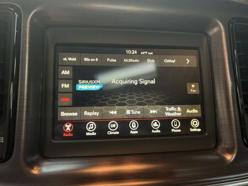 Used 2018 Dodge Challenger R/T RWD image 13