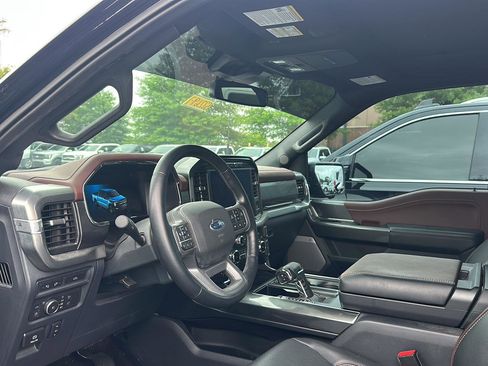 Used 2022 Ford F150 Lariat AWD/4WD image 2