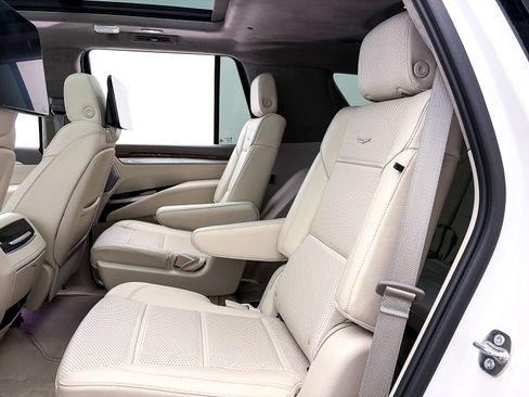 Used 2025 Cadillac Escalade Sport Platinum AWD/4WD image 41