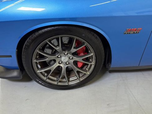 Used 2015 Dodge Challenger SRT w/ Technology Group image 26