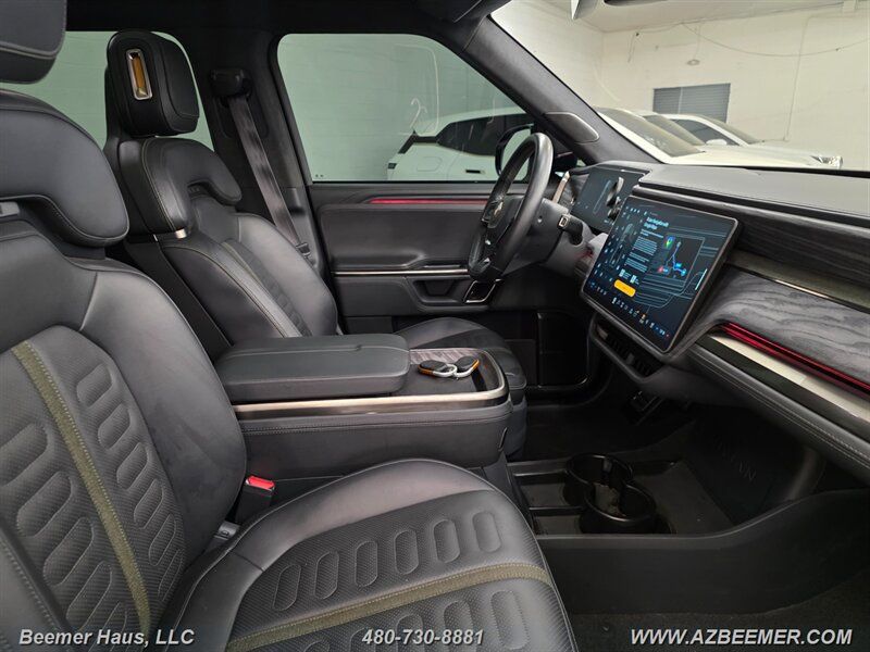 Used 2022 Rivian R1T Adventure AWD/4WD image 32