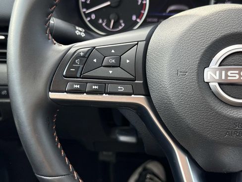 Certified 2025 Nissan Sentra SR image 14