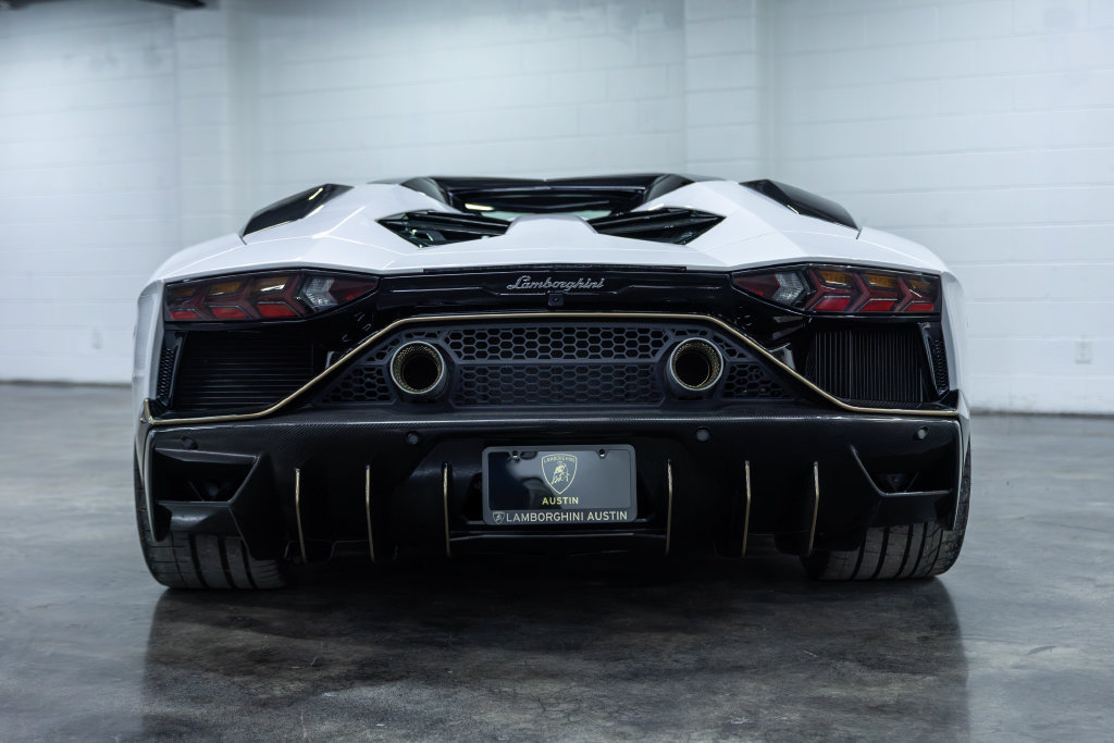 Used 2022 Lamborghini Aventador LP 780-4 Ultimae AWD/4WD image 3