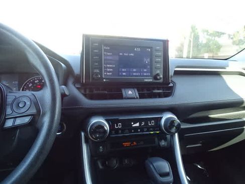 Certified 2022 Toyota RAV4 XLE w/ Convenience Package FWD image 26