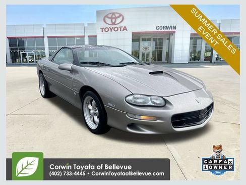 Used 2002 Chevrolet Camaro Z28 w/ SS Performance/Appearance Pkg RWD image 1