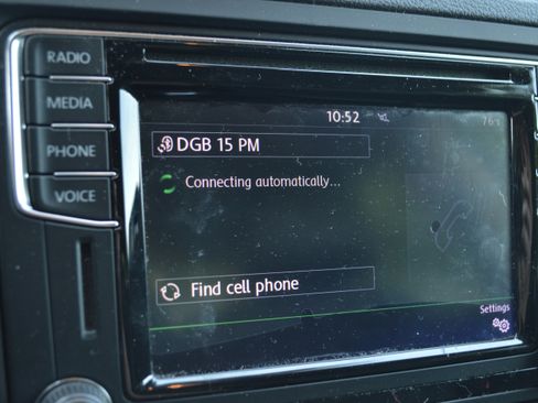 Used 2018 Volkswagen Jetta SE FWD image 20