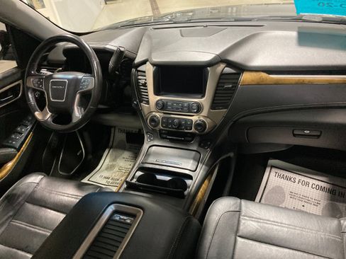 Used 2017 GMC Yukon XL Denali w/ Open Road Package AWD/4WD image 10