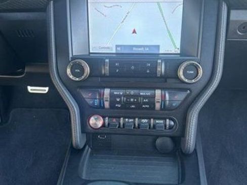 Used 2020 Ford Mustang Shelby GT500 w/ Technology Package image 25
