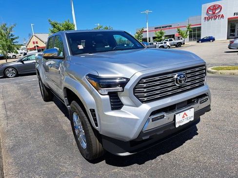 New 2026 Toyota Tacoma Limited AWD/4WD image 4
