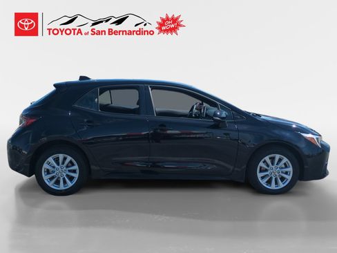 Certified 2026 Toyota Corolla SE FWD image 6