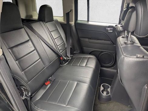 Used 2017 Jeep Patriot High Altitude AWD/4WD image 20
