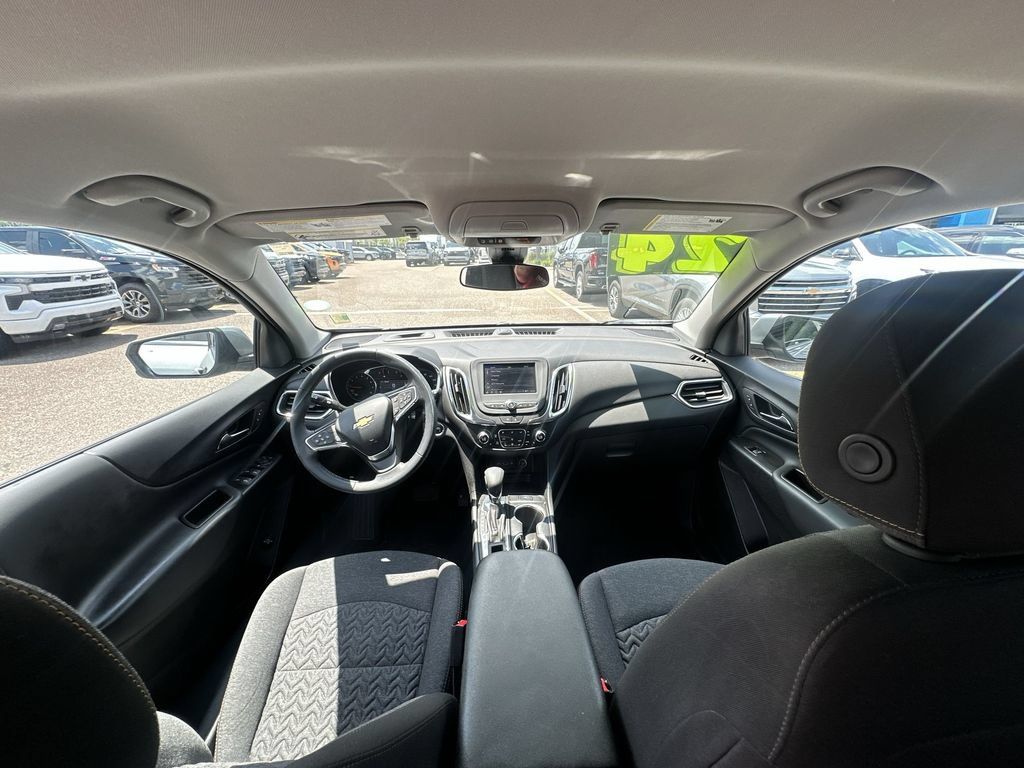 Used 2024 Chevrolet Equinox LT FWD image 27