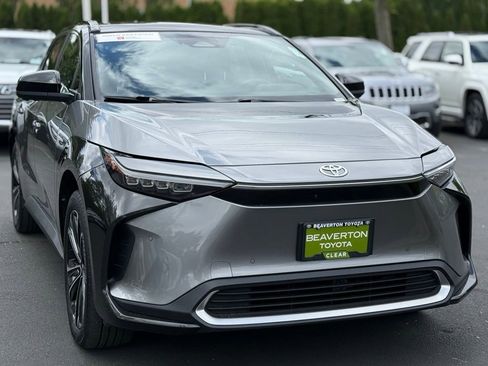 Certified 2023 Toyota bZ4X AWD w/ Weather Package image 7
