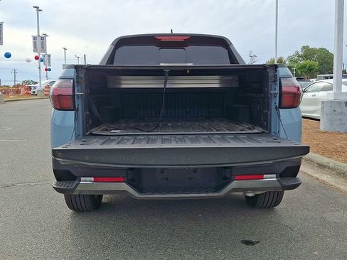 Used 2025 Hyundai Santa Cruz Limited AWD/4WD image 24