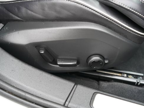 Used 2019 Volvo S60 T6 R-Design image 82