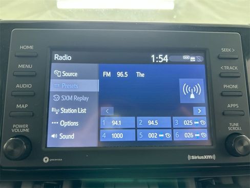 Used 2021 Toyota RAV4 XLE image 14