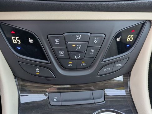 Used 2019 Buick Envision Premium image 23