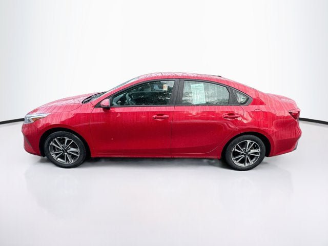 Certified 2023 Kia Forte LXS w/ LXS Technology Package FWD image 8