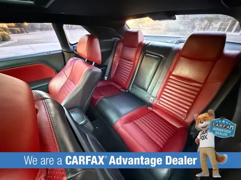 Used 2014 Dodge Challenger SXT RWD image 63