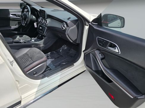 Used 2014 Mercedes-Benz CLA 45 AMG 4MATIC image 33