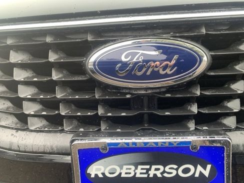 New 2025 Ford Escape SE w/ Class II Trailer Tow Package image 10