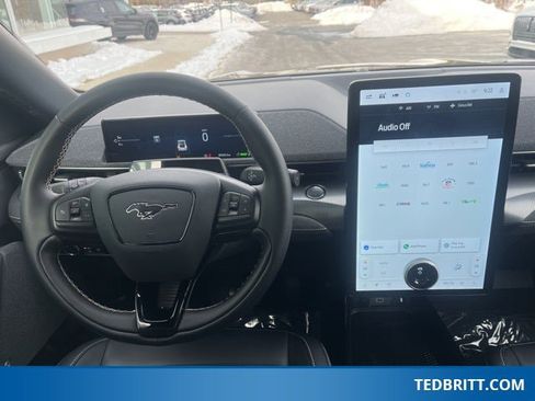 Certified 2025 Ford Mustang Mach-E GT image 17