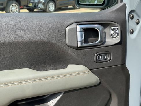 New 2026 Jeep Gladiator Mojave AWD/4WD image 12