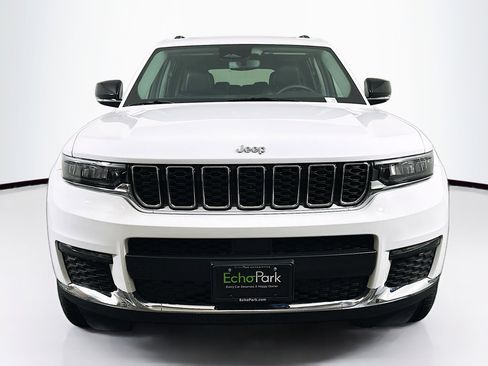 Used 2023 Jeep Grand Cherokee L Limited image 2