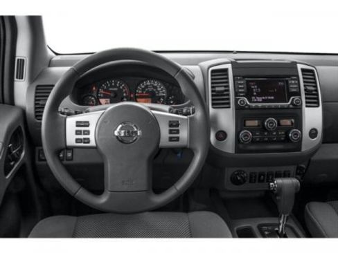 Used 2019 Nissan Frontier SV image 15