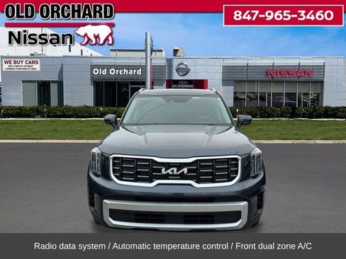 Used 2024 Kia Telluride S w/ S Sunroof Package image 4