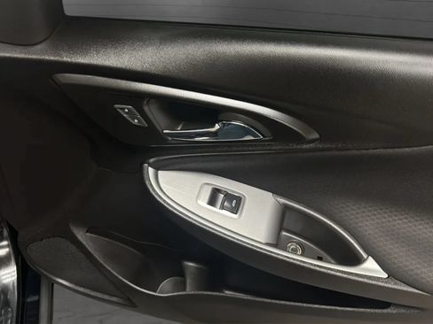 Used 2023 Chevrolet Malibu LT FWD image 18