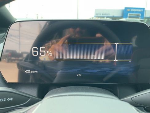 New 2026 Chevrolet Equinox EV RS image 17