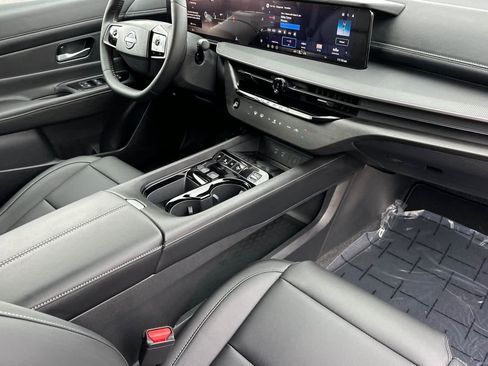 New 2026 Nissan Murano SV image 16