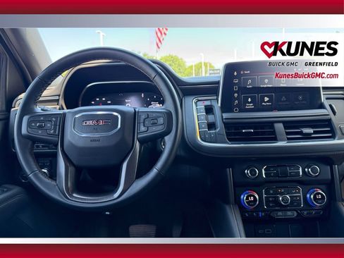 Used 2023 GMC Yukon AT4 w/ Technology Package AWD/4WD image 31