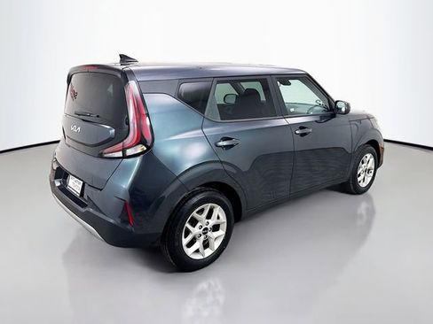 Used 2024 Kia Soul LX w/ Option Group 015 image 7