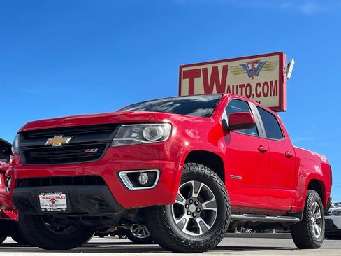 Used 2017 Chevrolet Colorado Z71 image 1
