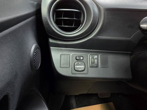 Used 2015 Toyota Prius C One FWD image 29