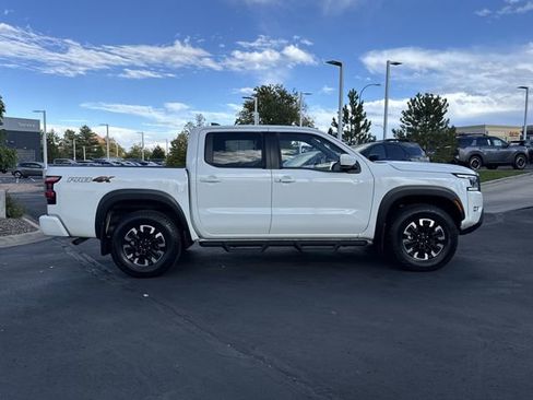 Used 2023 Nissan Frontier PRO-4X w/ Tow Package image 2