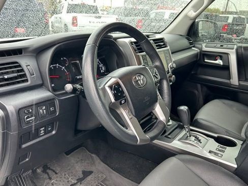 Used 2022 Toyota 4Runner SR5 Premium AWD/4WD image 19