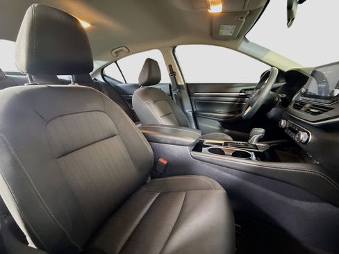 Used 2023 Nissan Altima 2.5 SV image 29