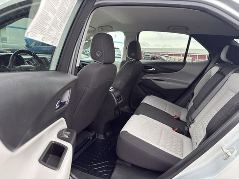 Used 2022 Chevrolet Equinox LT AWD/4WD image 29