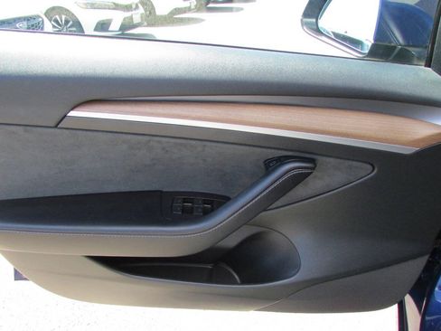 Used 2023 Tesla Model 3 Standard Range RWD image 14