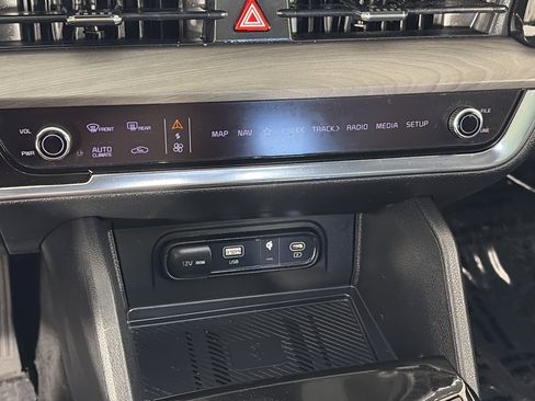 Certified 2023 Kia Sportage X-Line w/ X-Line Premium Package image 24