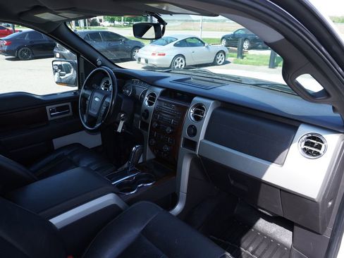 Used 2012 Ford F150 Lariat w/ Lariat Chrome Pkg AWD/4WD image 32