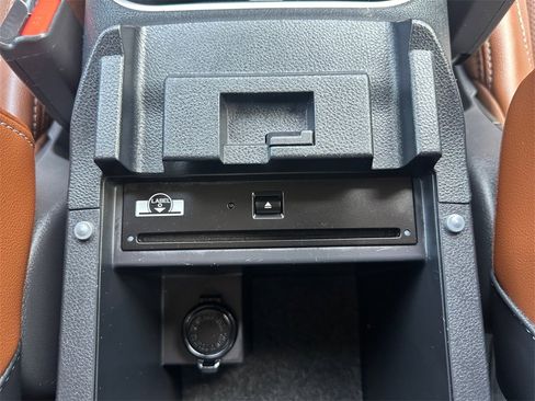 Used 2023 Subaru Outback Touring XT image 23