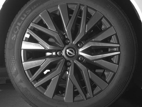 Used 2025 Nissan Altima 2.5 SV image 15