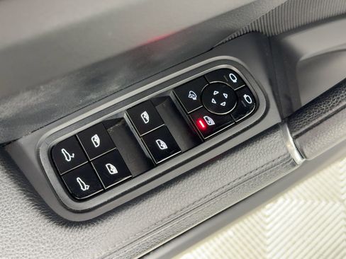 Certified 2021 Porsche Cayenne image 13