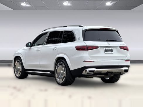 New 2026 Mercedes-Benz Maybach GLS 600 4MATIC image 3